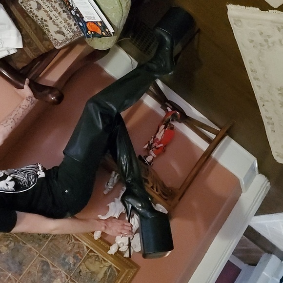 12 Inch High Heel Platform Boots - Picture 6 of 8